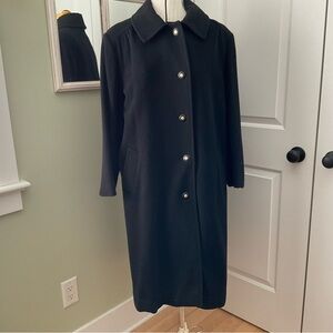 WOMEN VINTAGE BLACK TRENCH COAT, WOOL, SIZE: 16 BUT CHECK MEASUREMENTS FOR FIT.
